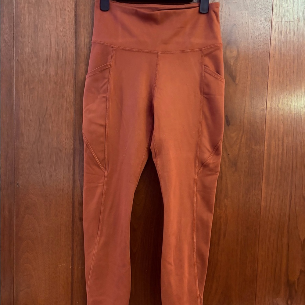 Dusty Pink High-Waisted Leggings With Pockets